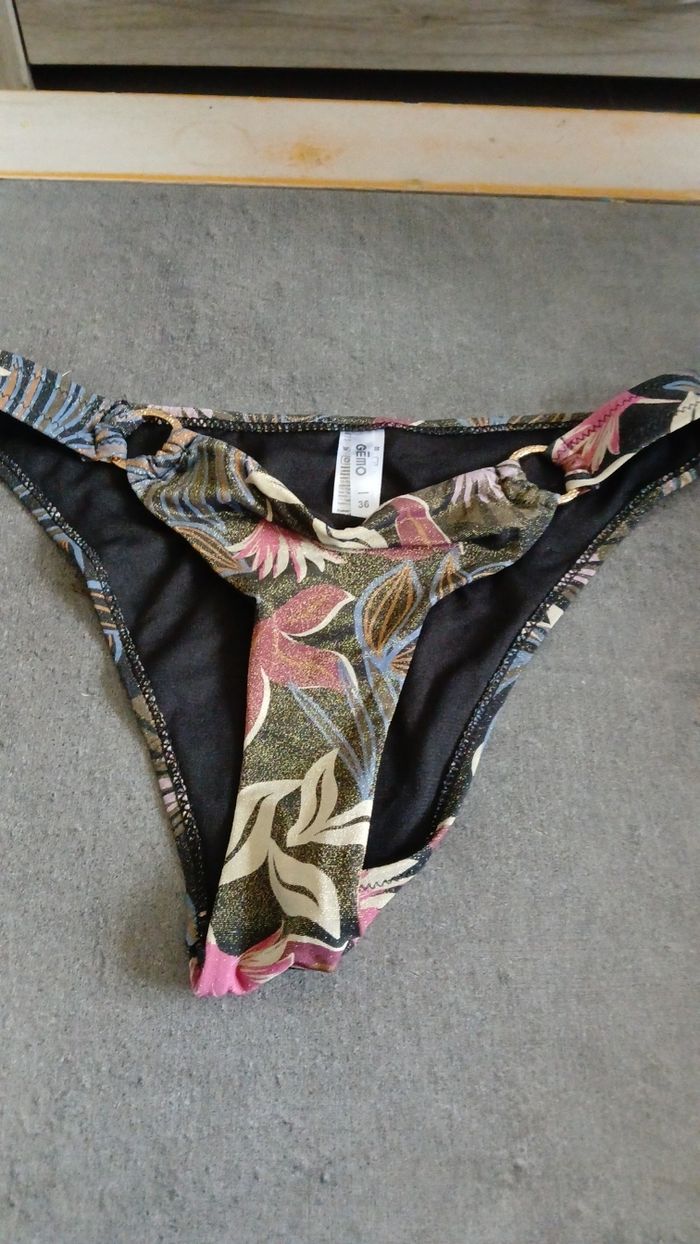 Maillot de bain neuf - photo numéro 2