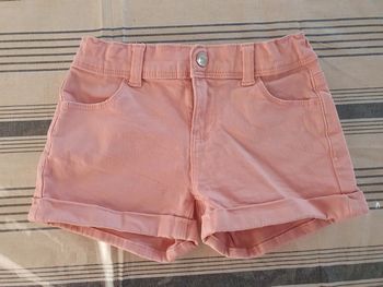 Short Kiabi taille 5 ans