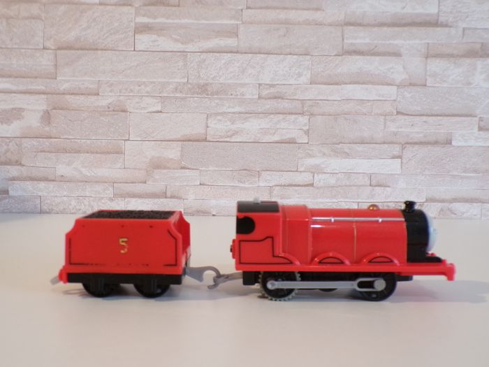 Locomotive - Train - Thomas et ses amis - James (J29) - photo numéro 3