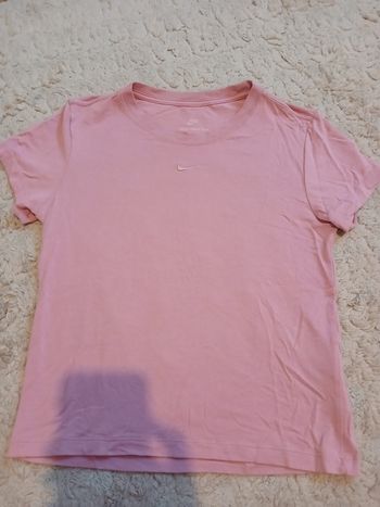 Haut Nike rose