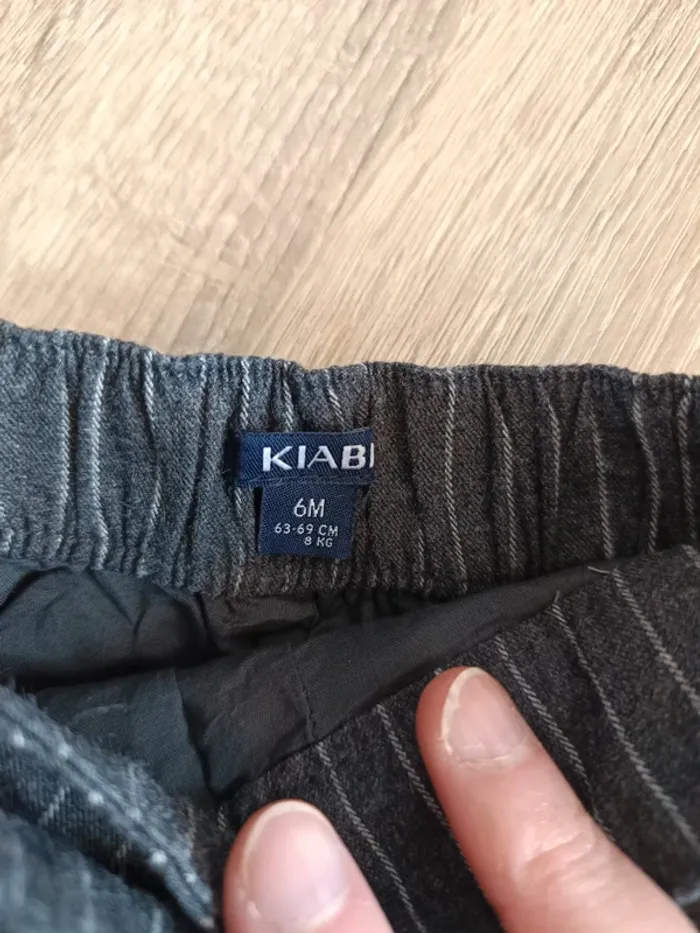Ensemble haut t-shirt rouge et short noir bébé fille 6 mois Kiabi - photo numéro 8