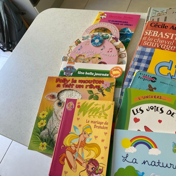 Lot 22 livres bébés et enfants - photo numéro 4