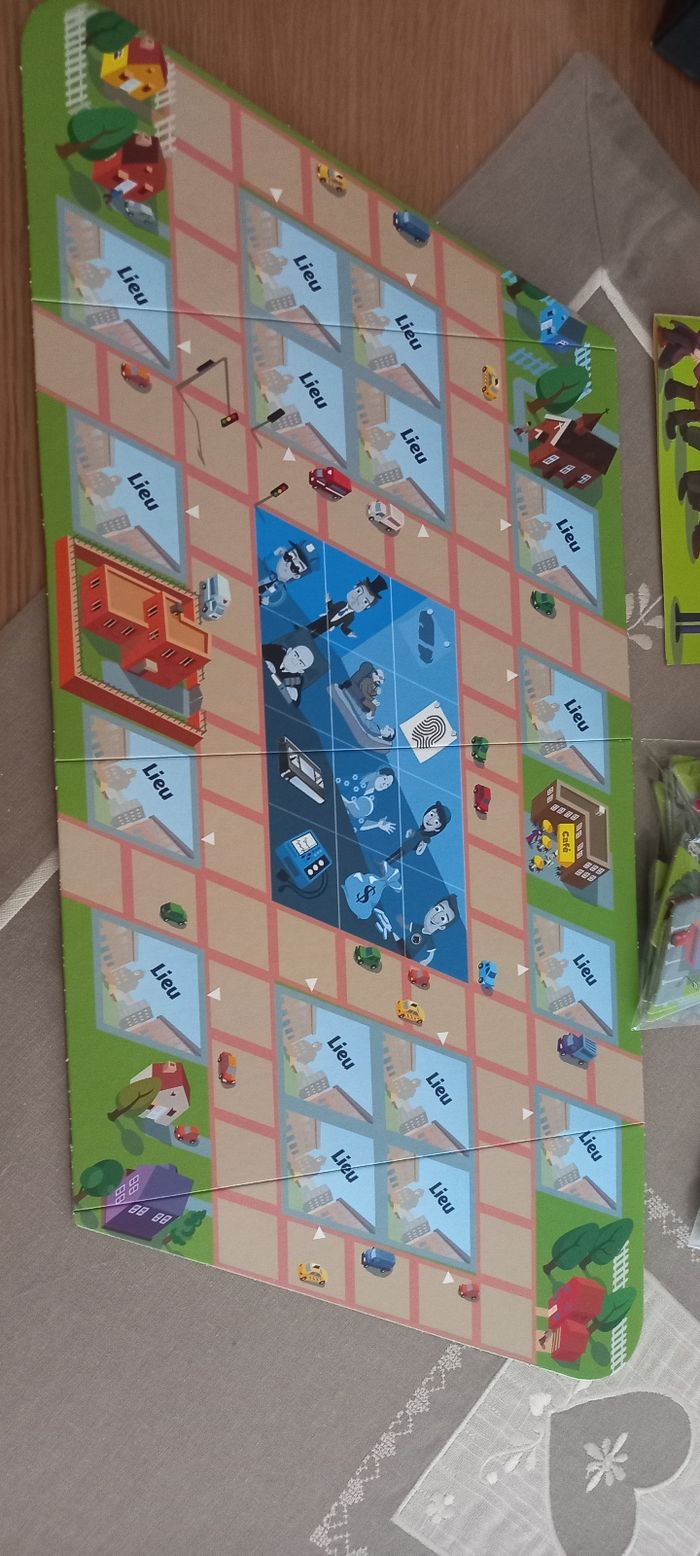 Jeu de société course contre le crime - photo numéro 3