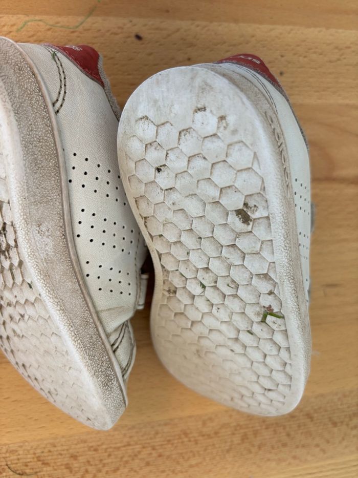 Baskets Adidas pointure 23 - photo numéro 5