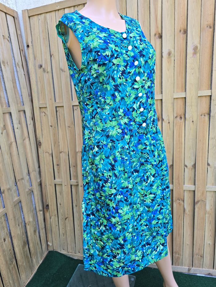 Robe fleurie 🍒fait main Vintage 70🍒taille voir mesures - photo numéro 3