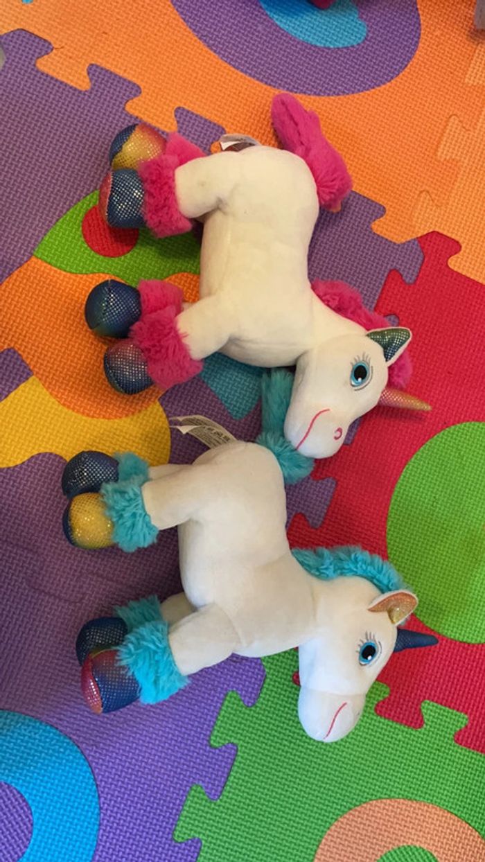 2 peluches licornes Lica Bella - photo numéro 3