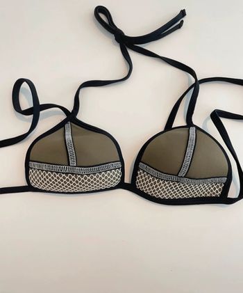 Maillot de bain neuf ( que le haut ) 34  Penti