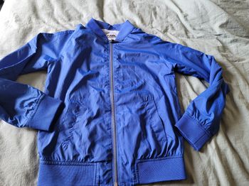 coupe vent karl Lagerfeld 10ans (15e)