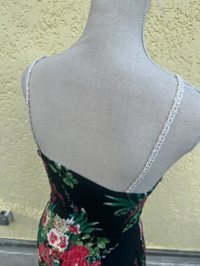 🌸 Robe longue à fines bretelles - Taille S - photo numéro 13