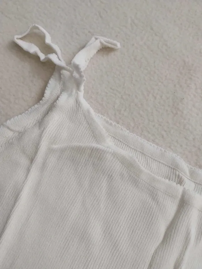 Haut blanc petite bretelle T36/38 - photo numéro 3