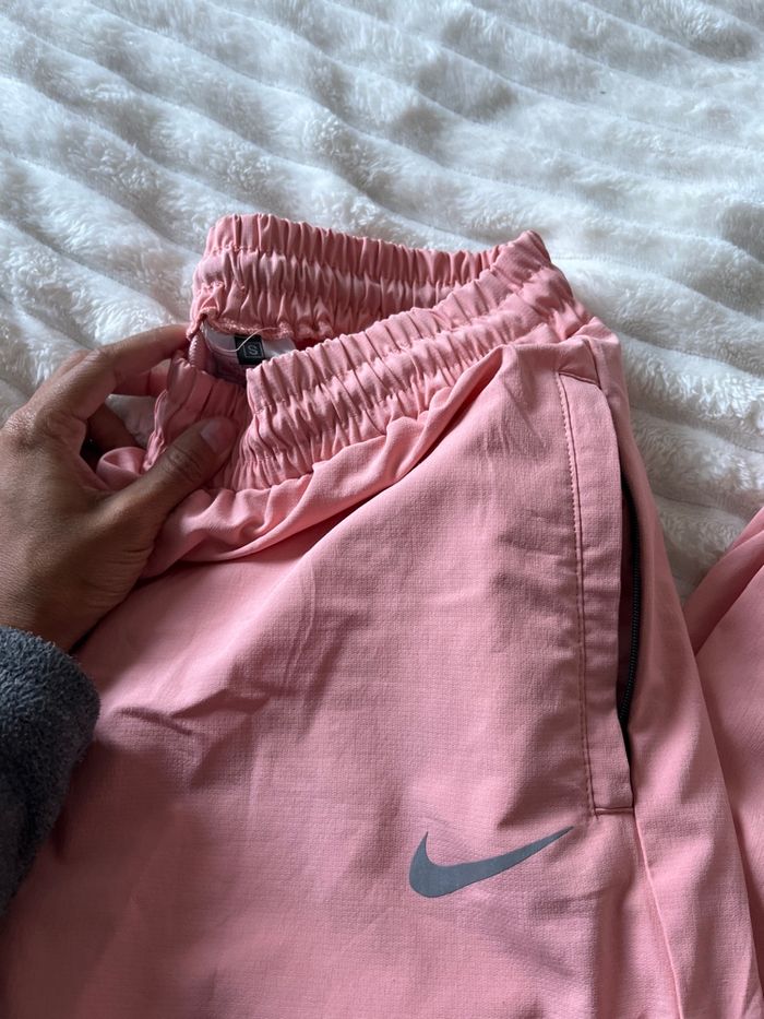 Bas  nike - photo numéro 3