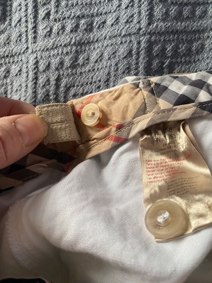 Très beau pantalon cargo Burberry blanc taille 8 ans - photo numéro 8