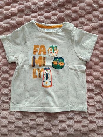 T shirt tao 18m neuf