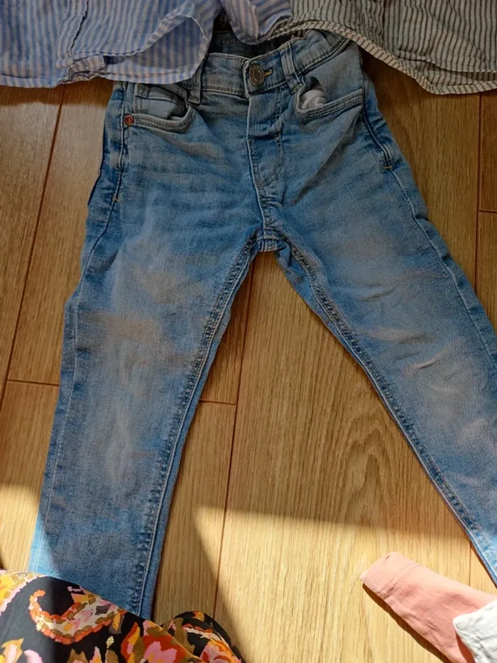 Lot vêtements 3 / 4 ans - photo numéro 5