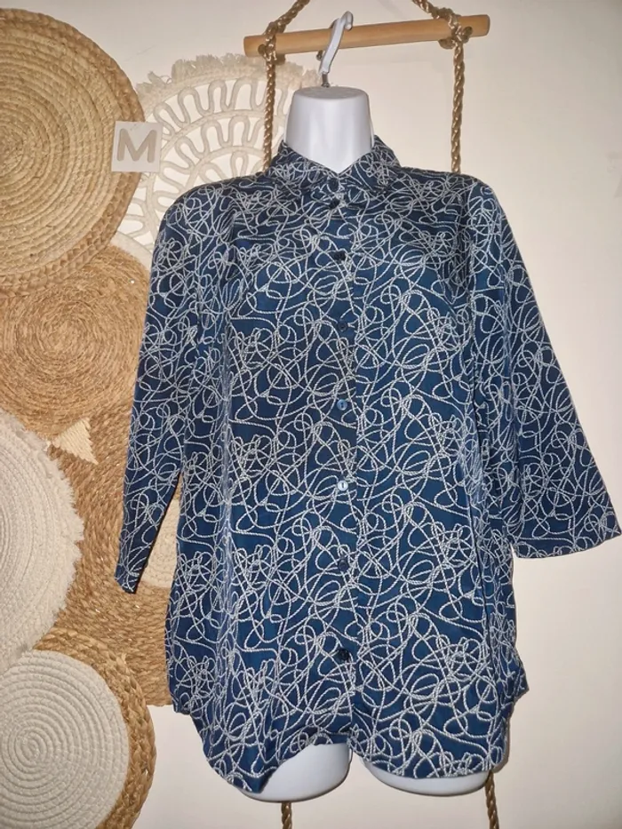Blouse 🚺