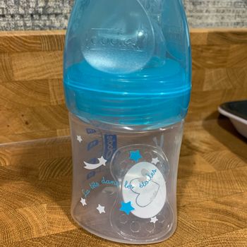 Biberon 150ml Dodie avec tétine (neufs)