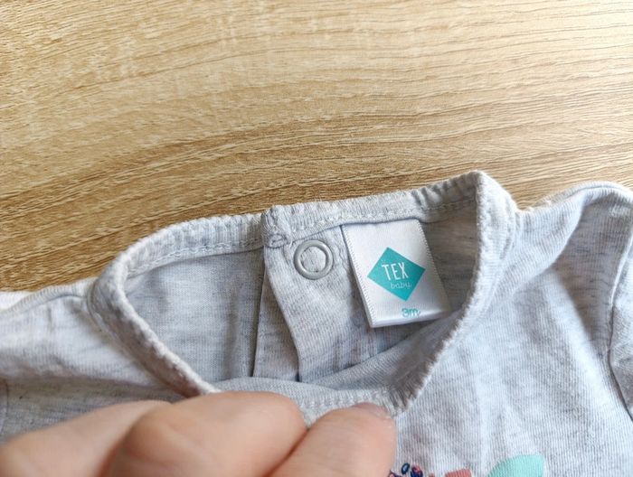 T-shirt manche longue - 3mois - fille - photo numéro 2