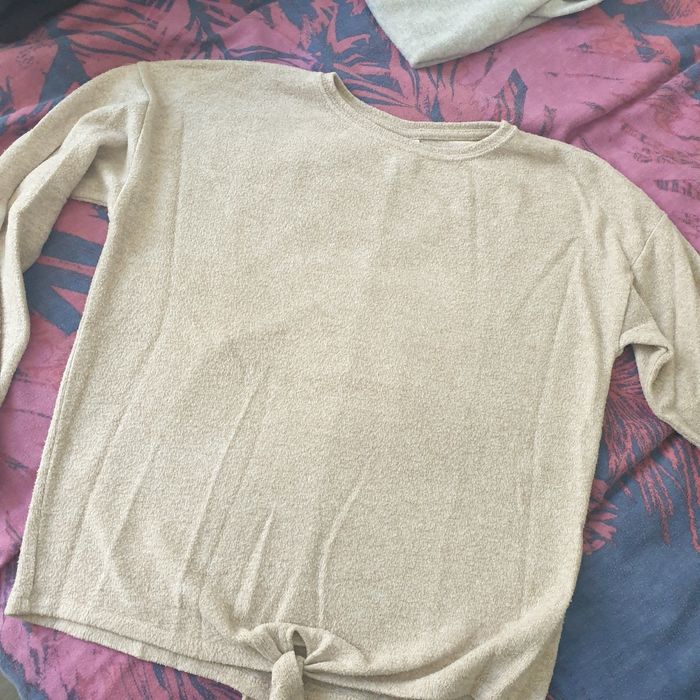 Lot pulls fille 10ans - photo numéro 4