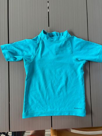TEE shirt eau UV
