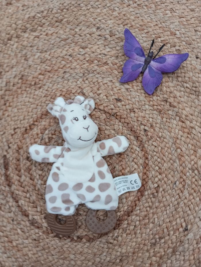 Doudou girafe