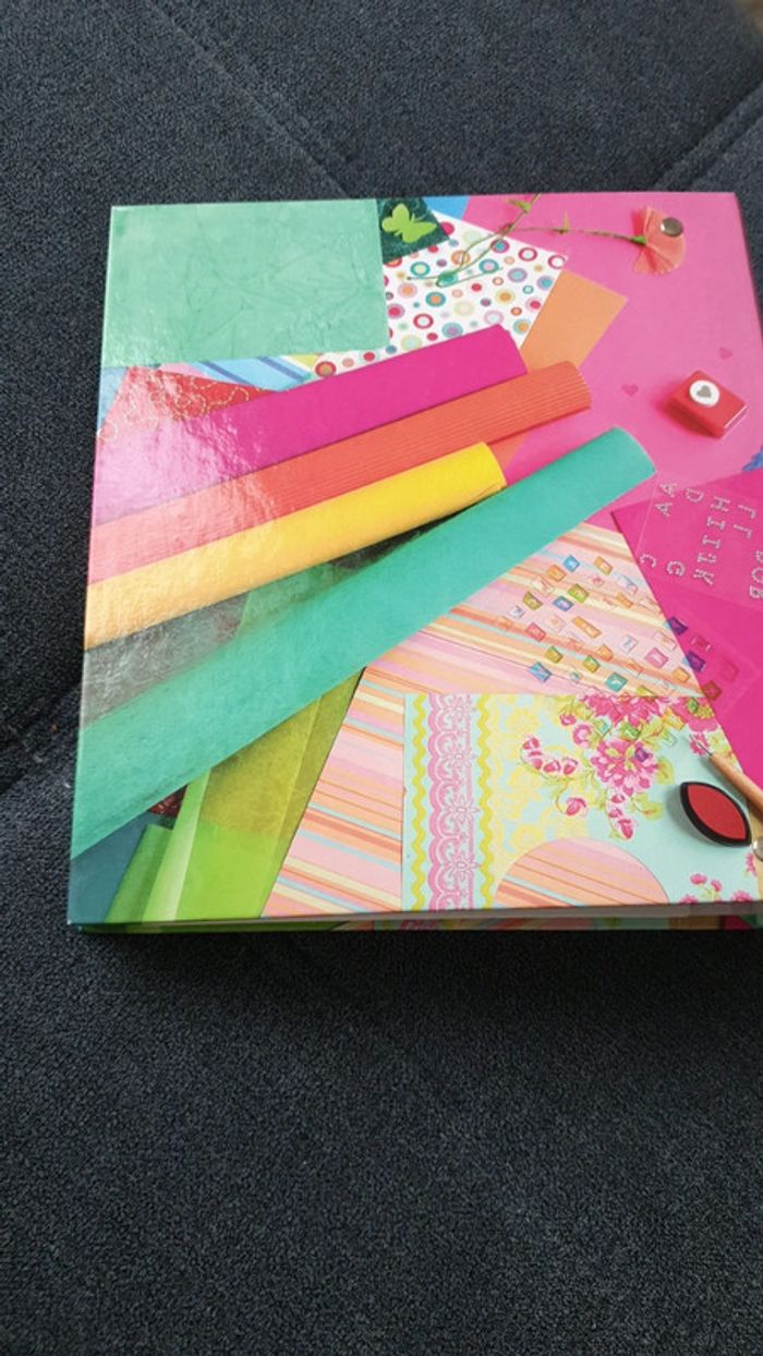 Classeur Scrapbooking le plaisir du papier - photo numéro 2