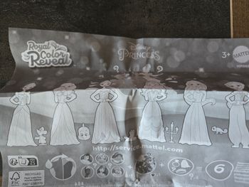 coffret Poupée Disney Royal Color