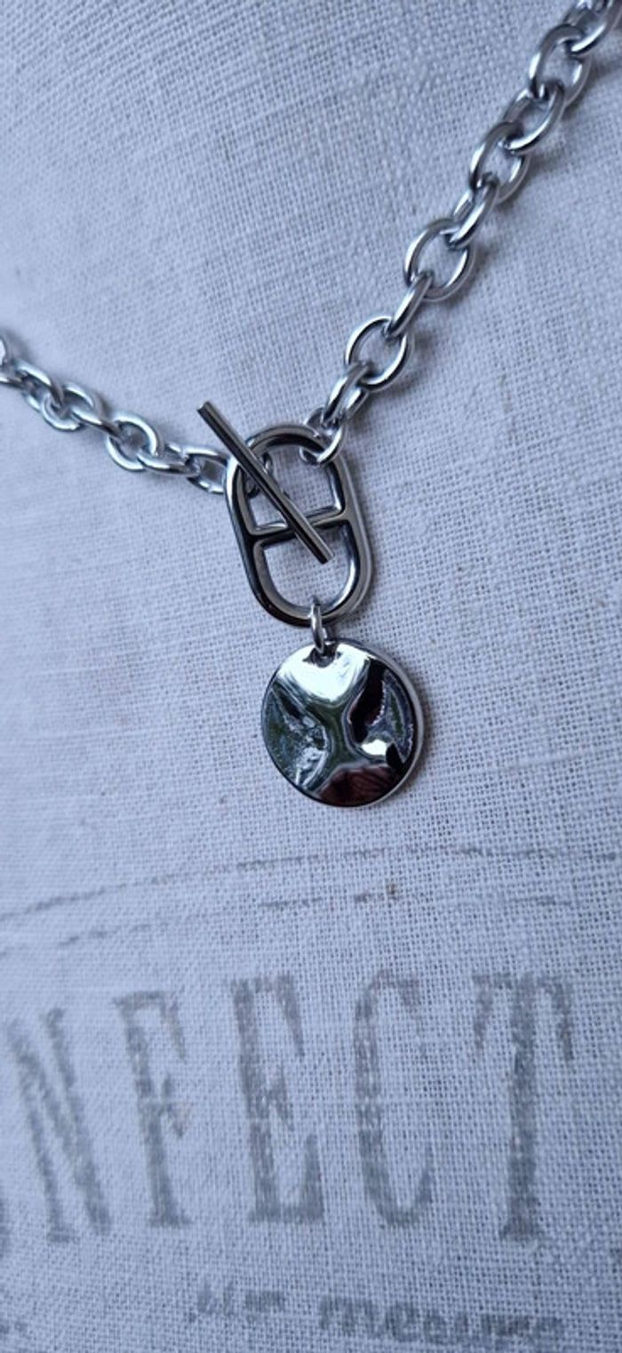 Collier mailles épaisses et large maillon farandole tige médaille acier inoxydable argent - photo numéro 3