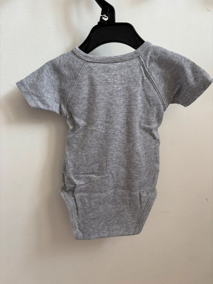 Lot 6 bodies manches courtes mixte/fille/garcon 3 mois - photo numéro 19