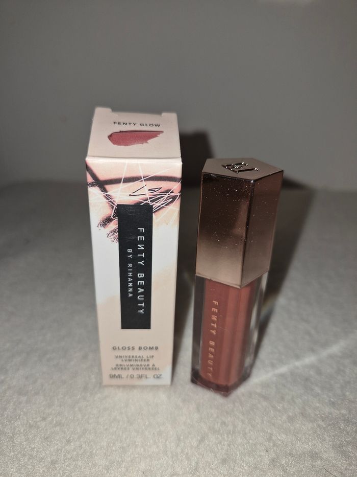 Gloss fenty