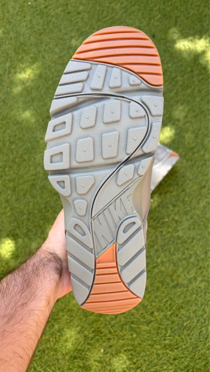 Nike air huarache x corteiz chaussure montante gris marron - photo numéro 6