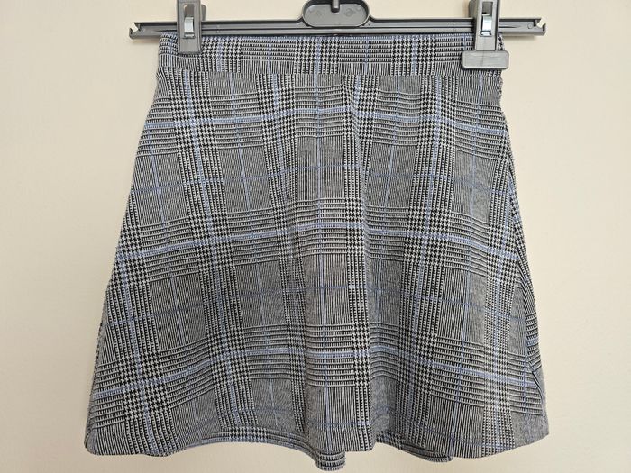 Jupe a carreaux - photo numéro 2