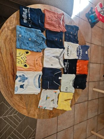 Lot 17 tee-shirts manches courtes 6 mois