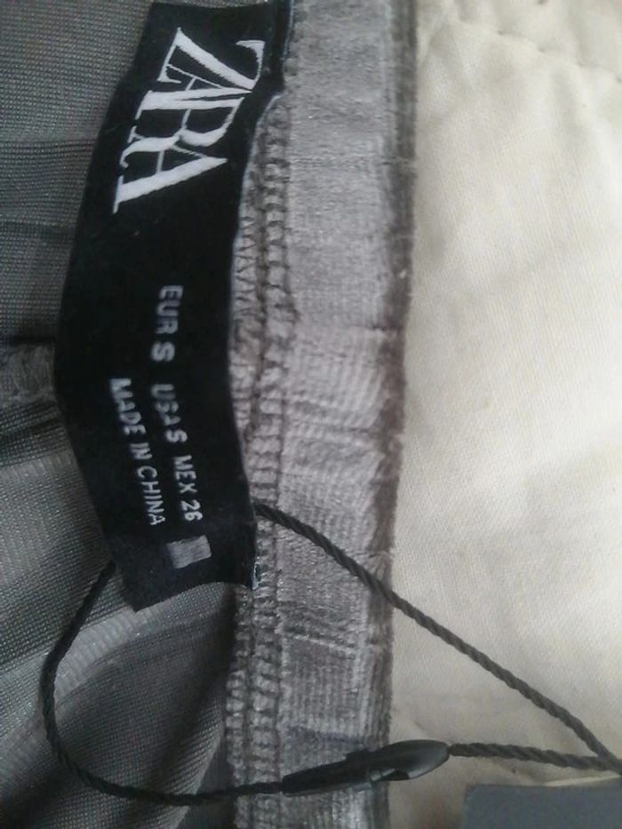 pantalon et legging Zara gris taille S - photo numéro 3