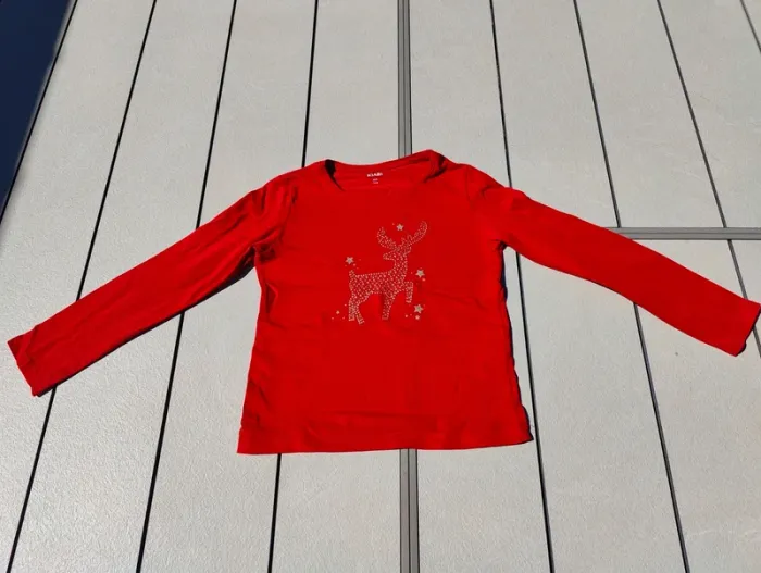 Tee shirt ml rouge  noël Kiabi 6 ans