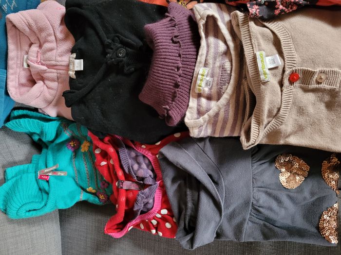 Lot de vêtements fille 8 ans (vertbaudet, orchestra...) - photo numéro 5