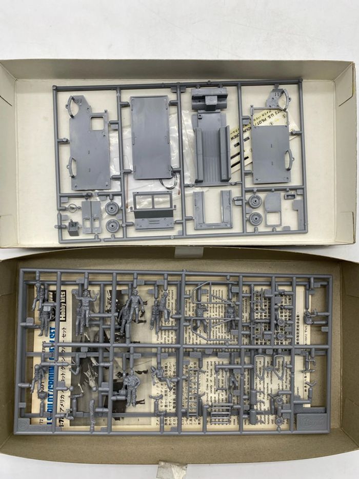 Maquette Hasegawa  US pilot / ground crew set - photo numéro 2