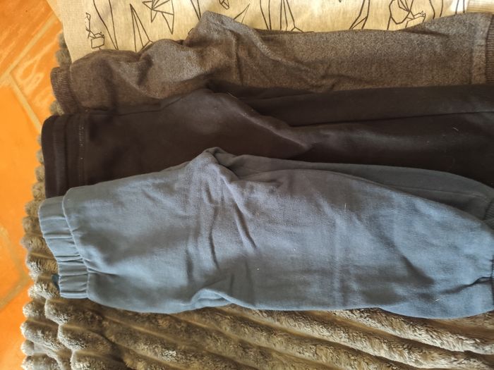 Lot de 10 pantalon plus short en 18 24 mois - photo numéro 2