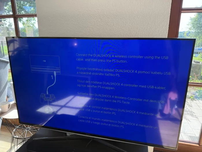 Console de jeu Sony PlayStation 4 Pro 1 To avec 1 manette - Noir de jais - avec emballage d'origine - photo numéro 5