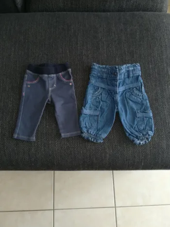Lot de 2 jolis pantalons, bébé fille, 3mois