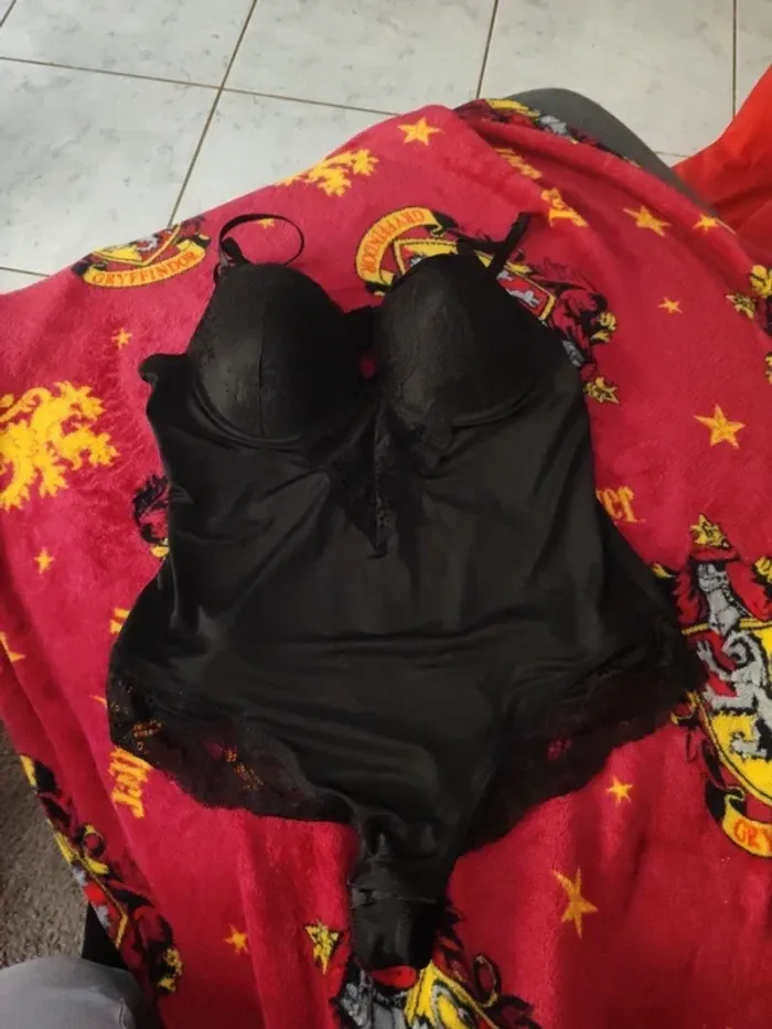 Body noir taille "95B"