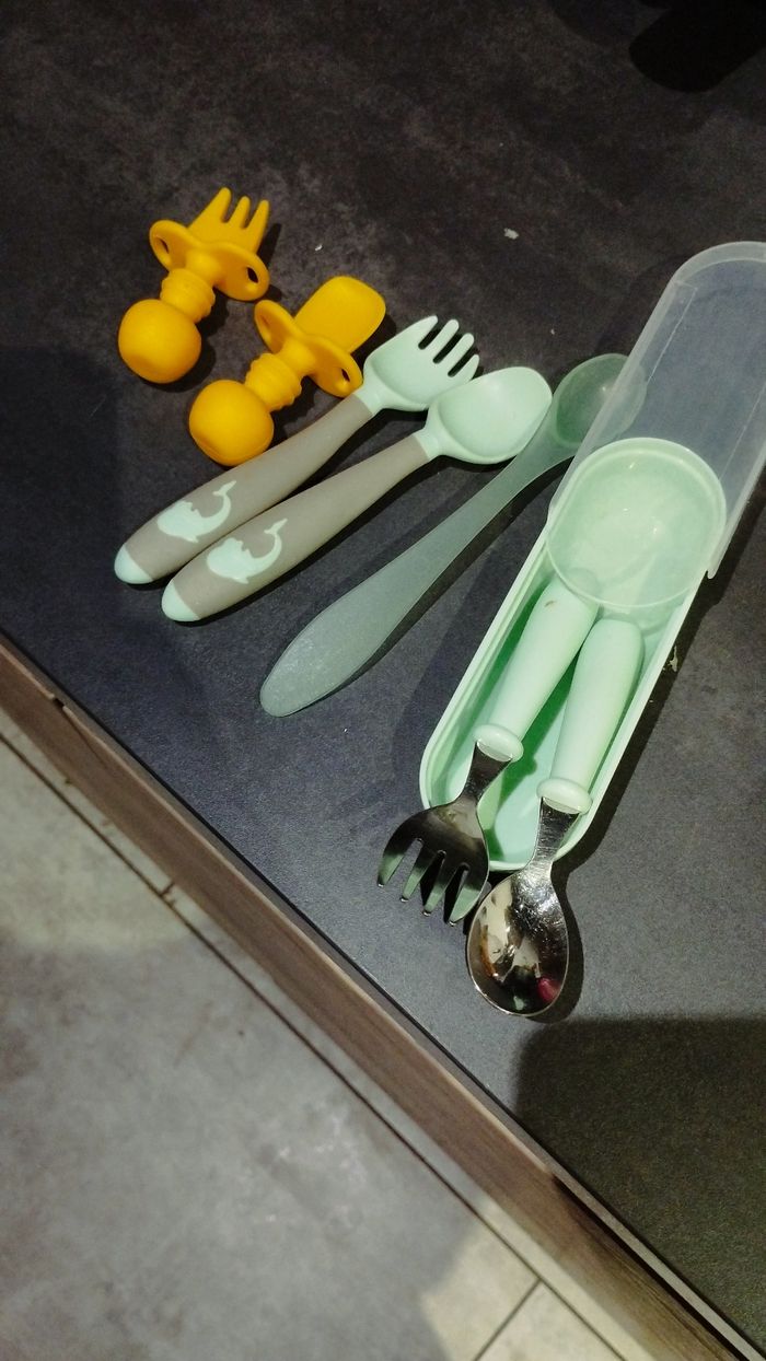 Lot couverts bébé - photo numéro 2