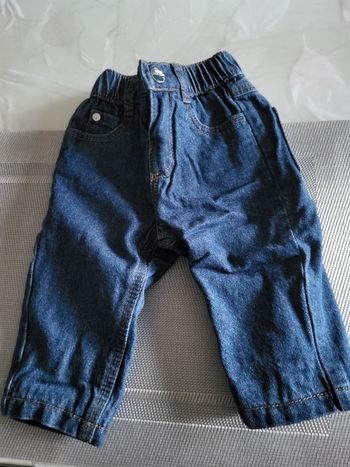 Jean garçon Jacadi 6 mois neuf sans étiquette 