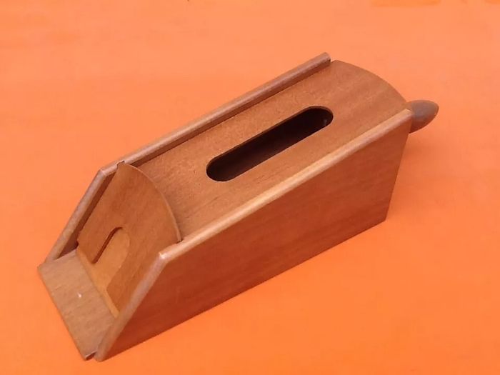 Sabot de croupier distributeur pour cartes à jouer - photo numéro 2