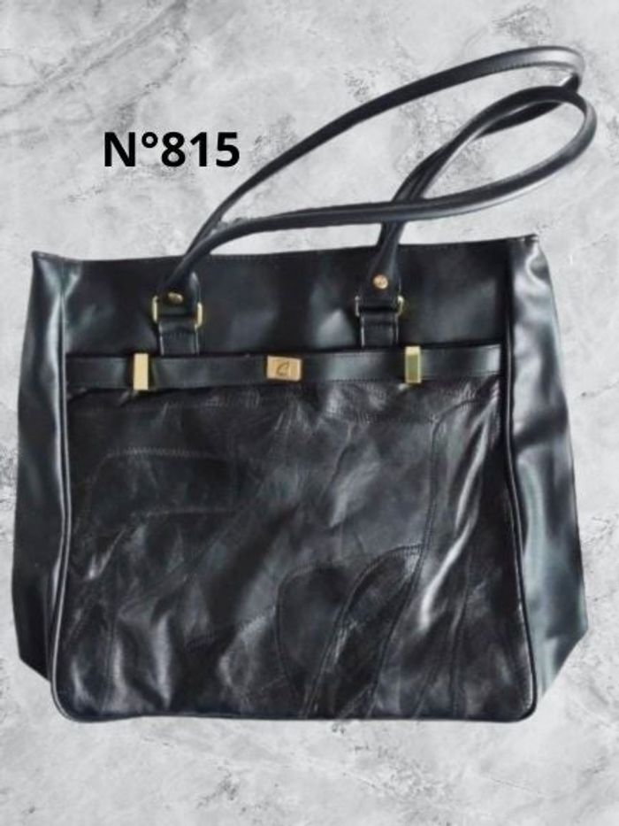 N°815 Sac cabas noir. Cuir de mouton.