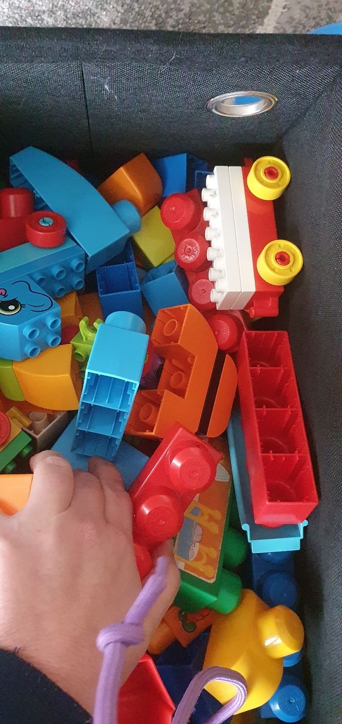 Table mega blok et lego - photo numéro 2