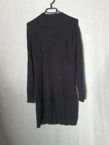 Robe pull noire mango
