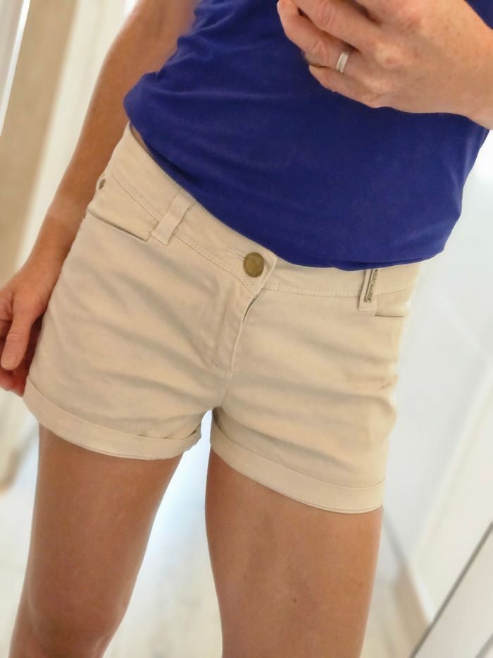 Jolie short TBE taille 34