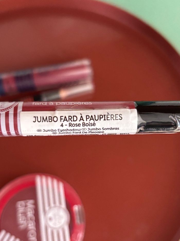 Lot maquillage - photo numéro 3