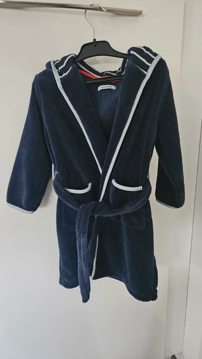 Peignoir Okaïdi taille 3 ans