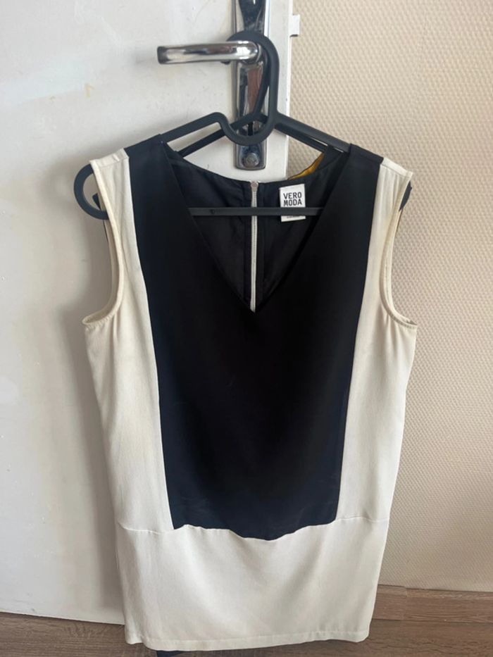 Lot de 5 robes été taille S - photo numéro 3